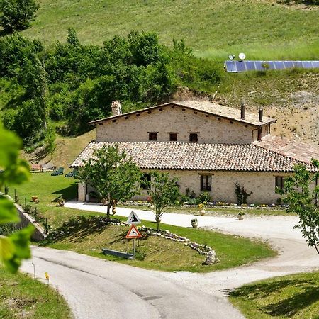 Agriturismo La Valle Dei Bronzetti Cascia Exterior foto