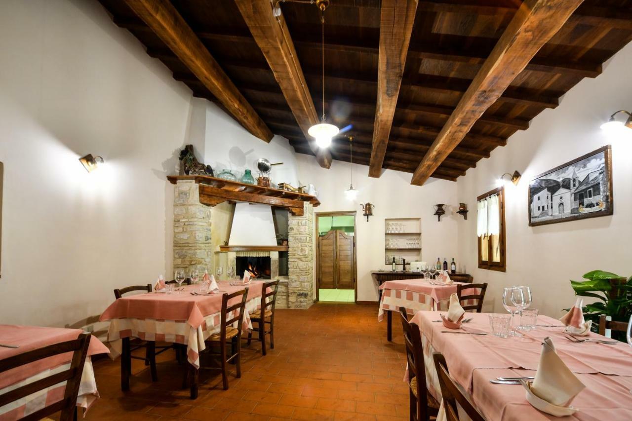 Agriturismo La Valle Dei Bronzetti Cascia Exterior foto